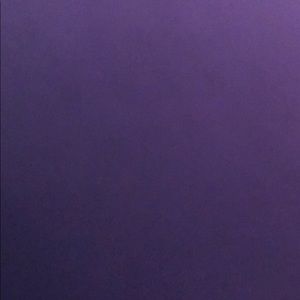 Meet your Posher, Halla